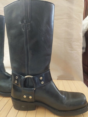 Tony Mora boots black unisex like new, size 38