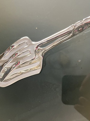 Silverplated cake pliers in its box new