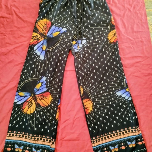 Women's pants Italian with elastic waist used, size small