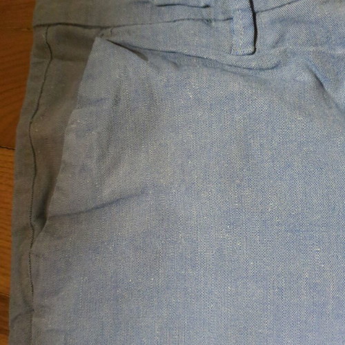 Bizzbee men's bermuda shorts like new, size 40, light blue