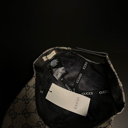 Gucci grey hat size medium like new