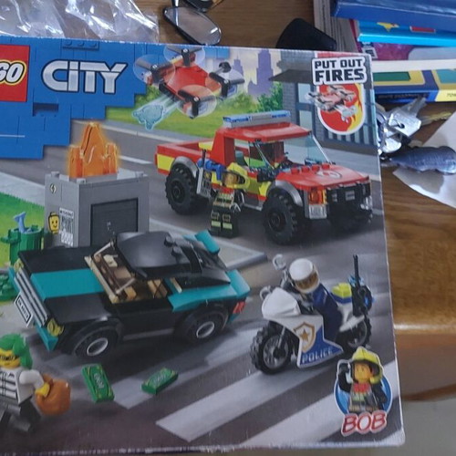 Lego 60319 Fire Rescue new, sealed
