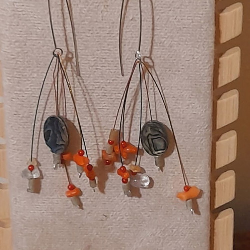Handmade earrings with silver 925 clasp, red and turquoise