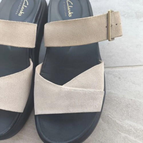 Clarks leather platform sandals like new with arch support size 38