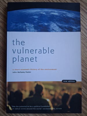 The Vulnerable Planet book like new, English
