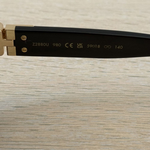 Louis Vuitton Millionaire sunglasses, black