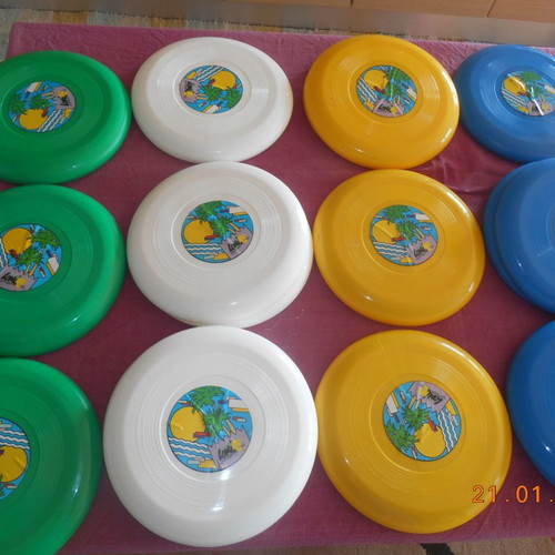 Frisbee plastic 24 cm new, available in 4 colors
