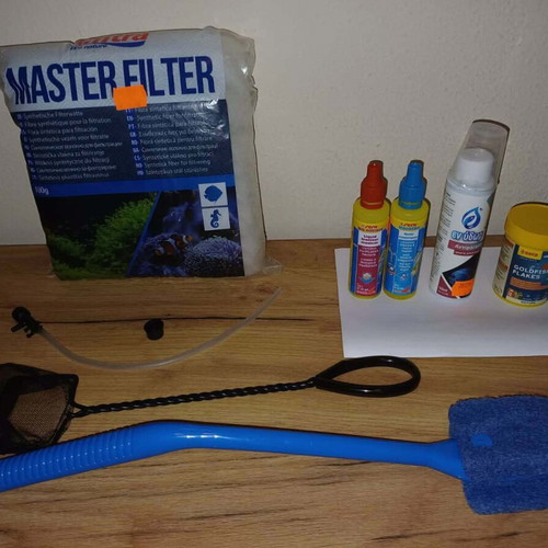 Aquarium 30 liters like new with lighting and filter