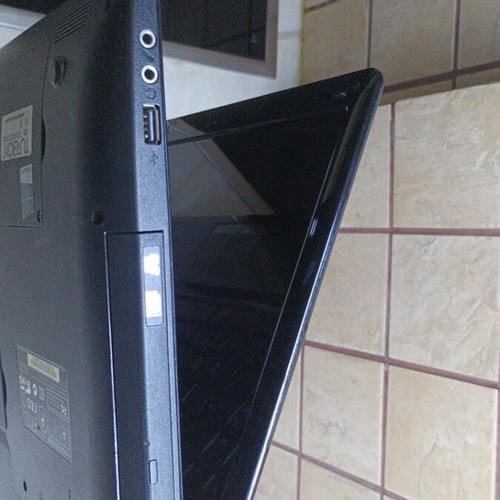 Laptop TurboX W253EFQ like new, Intel Core i3, 8GB RAM, SSD, Windows 11 Pro