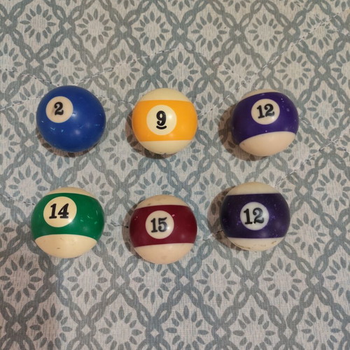 Set of 6 authentic billiard balls (No 2, 9, 12 x2, 14, 15)