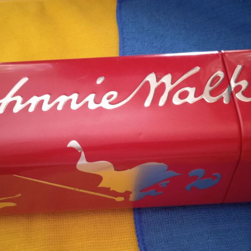 Johnnie Walker collectible metal whisky box like new