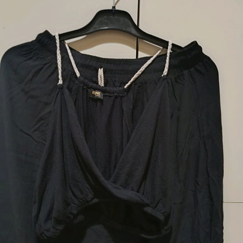 Reline skirt top set black like new one size
