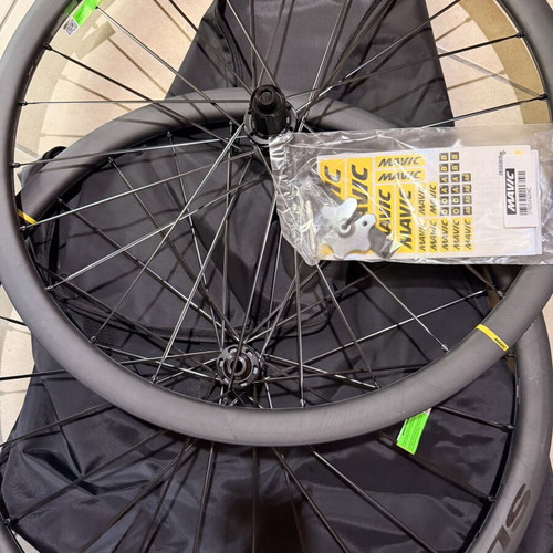 Mavic Cosmic SLR 32 Carbon Wheelset new