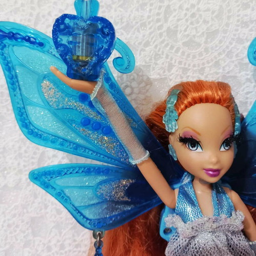 Winx Club Pixie Flight Bloom doll Mattel 2007 like new, vintage collectible