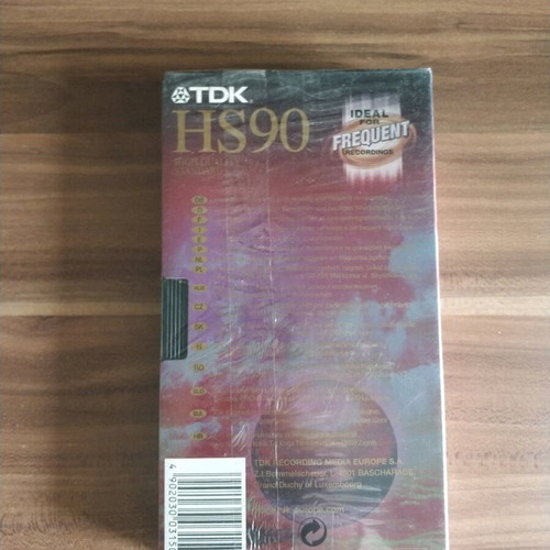TDK HS 90 VHS cassette new, sealed