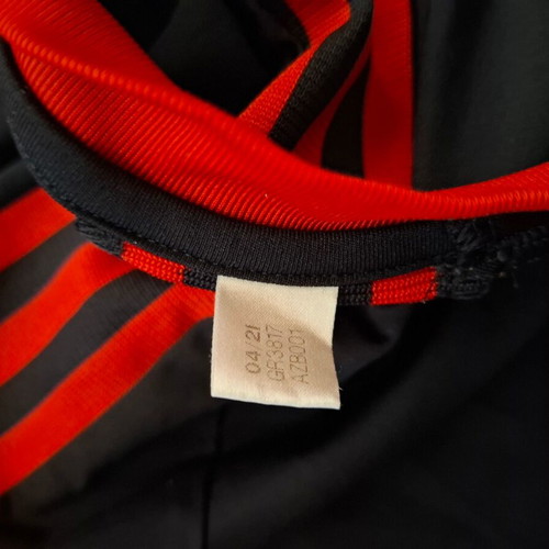 Adidas Manchester United Jersey black shirt like new, size 11-12 years