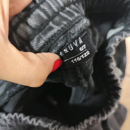 Children's jeans like new for 6-7 years old