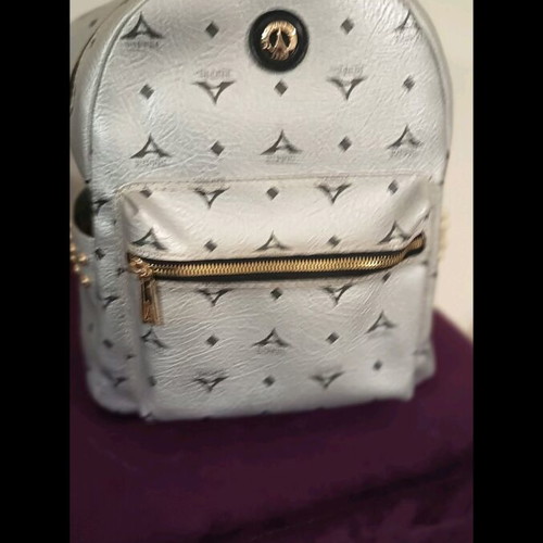 Backpack La tour Eiffel with gold studs silver like new