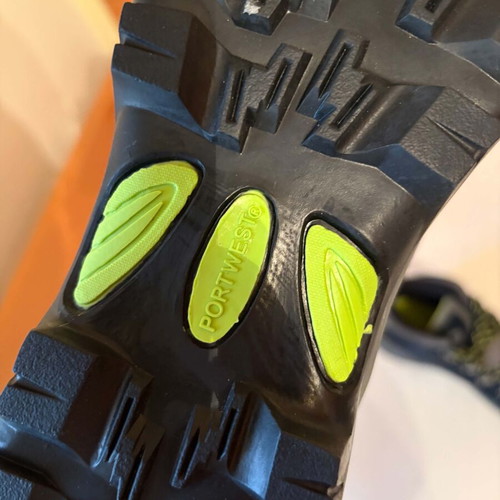 Portwest work boots new, size 41, black