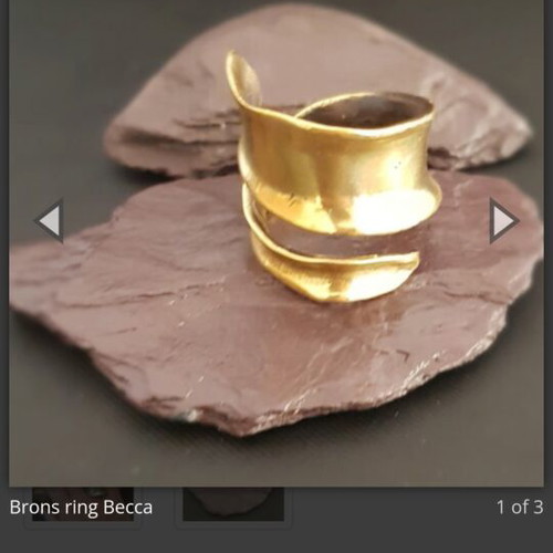 Bronze ring, adjustable size, handmade details