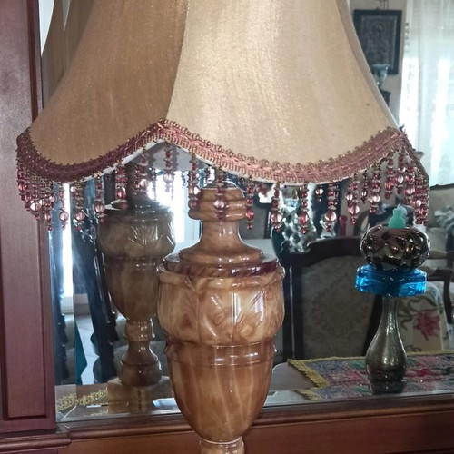 Vintage alabaster lamp very old, height 68 cm, very good condition