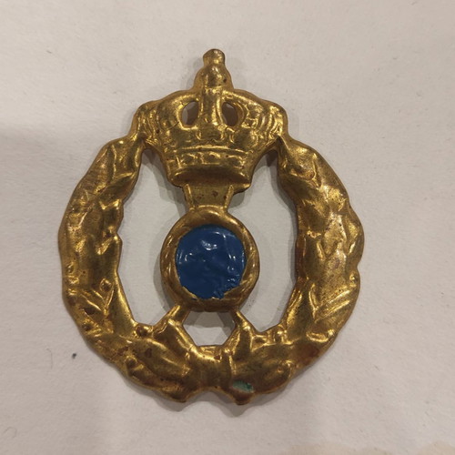 Soldier's badge 1941-44 Middle East used