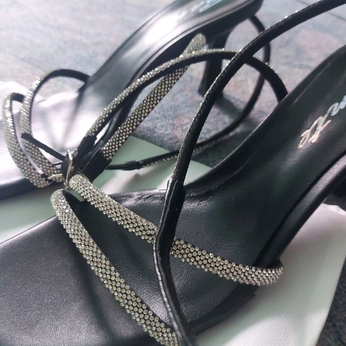 Sante pumps new, black, size 36 with strass