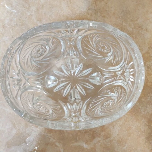 Vintage crystal vase like new