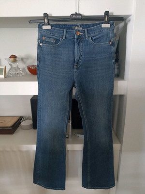 Τζιν Magic Slim Flare Marks & Spencer καινούργιο, μέγεθος 38, μπλε