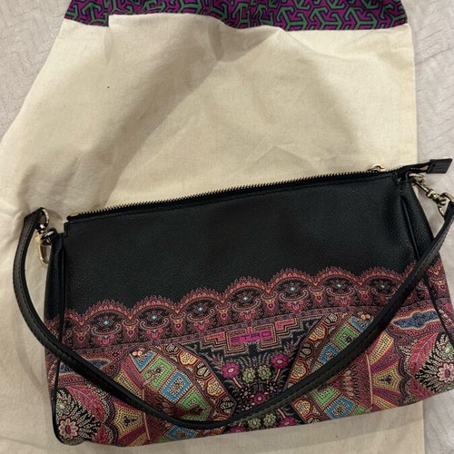 Etro shoulder bag like new, black with colorful pattern