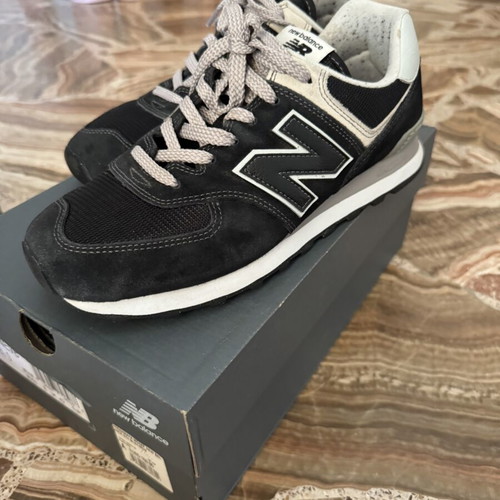 New Balance classic 574 sneakers, black, size 42