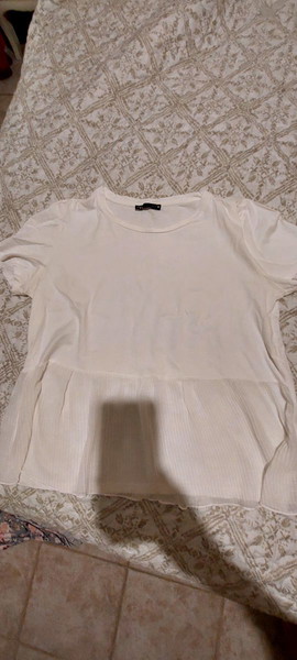 λευκό μπλουζάκι zara