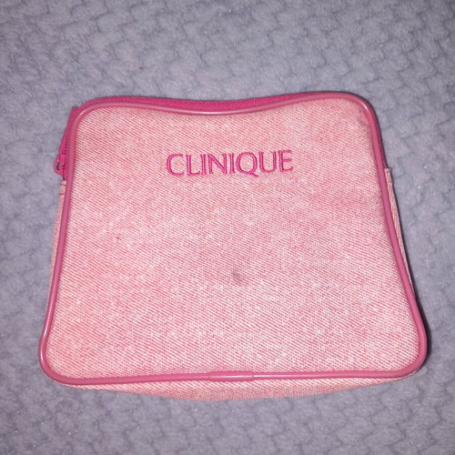 Clinique toiletry bag like new, beautiful cosmetic case