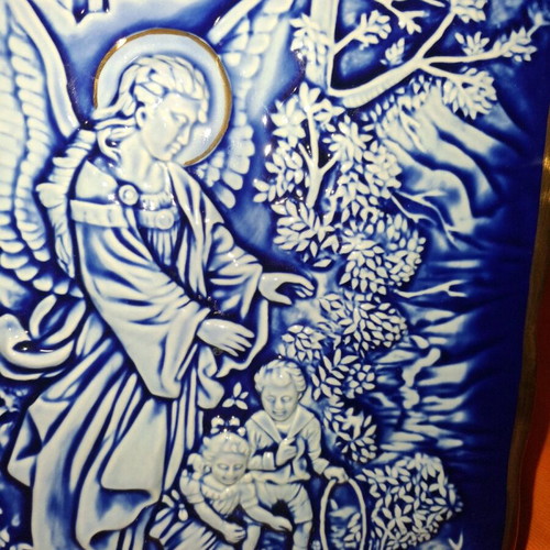 Relief porcelain and gold image handmade like new