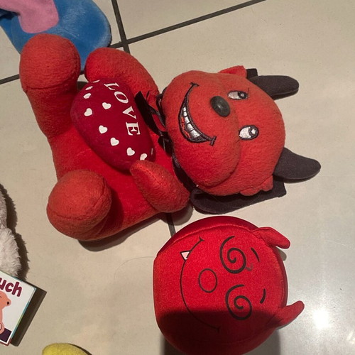 Plush toys used, pack