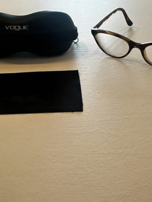 Vogue Eyewear VO5703U W656 Cat Eye Glasses like new, brown tortoise