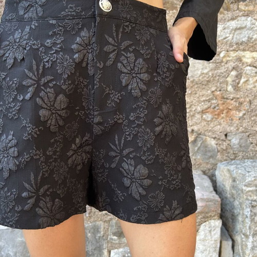 Black floral high-waisted shorts, size L 40 12