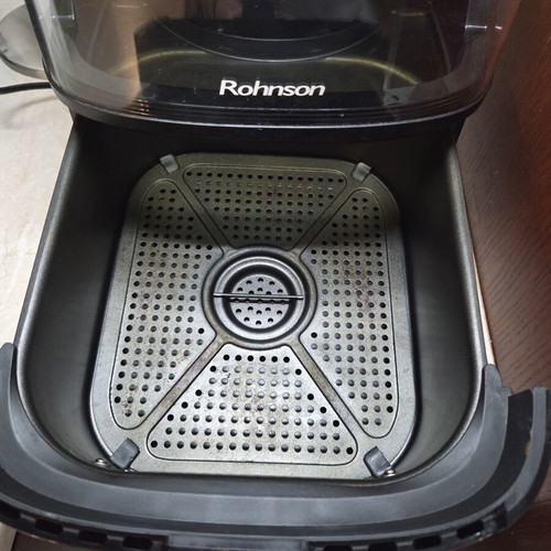 Rohnson Air Fryer with Wi-Fi 5.5lt Black R-2838 like new