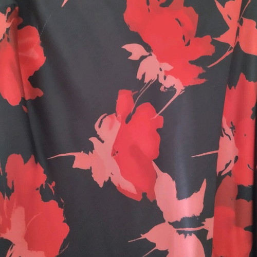 Maxi floral dress like new, size M, black and red
