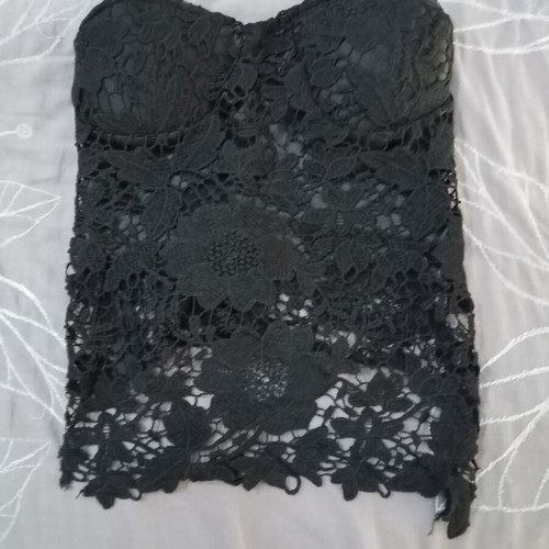 Lace bustier black like new with zipper