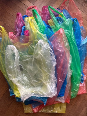 Plastic bags, pack of 60, assorted colors and sizes