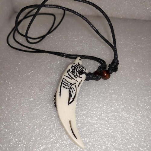 Shark Tooth Pendant with Adjustable Cord like new