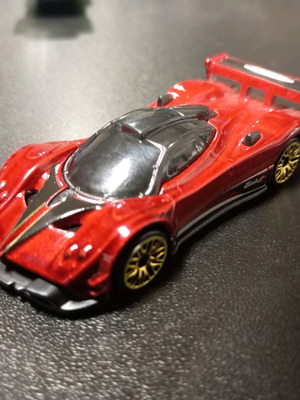 Hot Wheels Pagani Zonda R like new