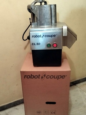 Robot Coupe CL50 Salad Cutter like new, vegetable and cheese slicer