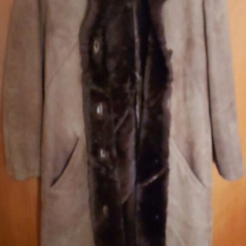 Mouton coat brown like new, genuine leather and fur, size M