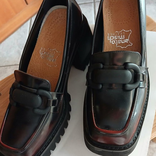 Loafers leather new, black burgundy glossy