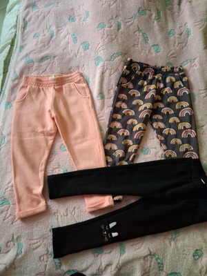 Παντελόνια φορμάκια μεταχειρισμένα για κοριτσάκι 4-5 ετών, πολύχρωμα, μέγεθος 110 cm