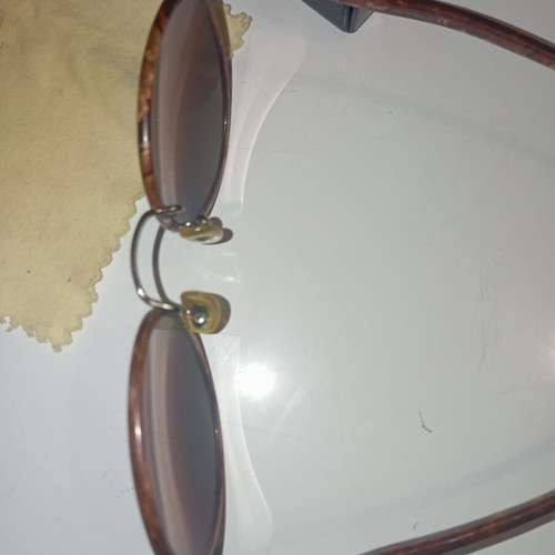 Persol unisex sunglasses like new, brown