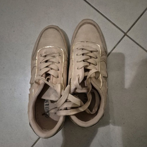 Voi & Noi women's athletic shoes used, size 39, pink