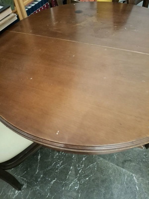 Τραπέζι ροτόντα με επέκταση, διάμετρος 1 μέτρο